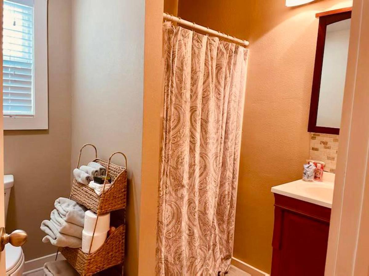 Elm Street Cottage سيغوين المظهر الخارجي الصورة